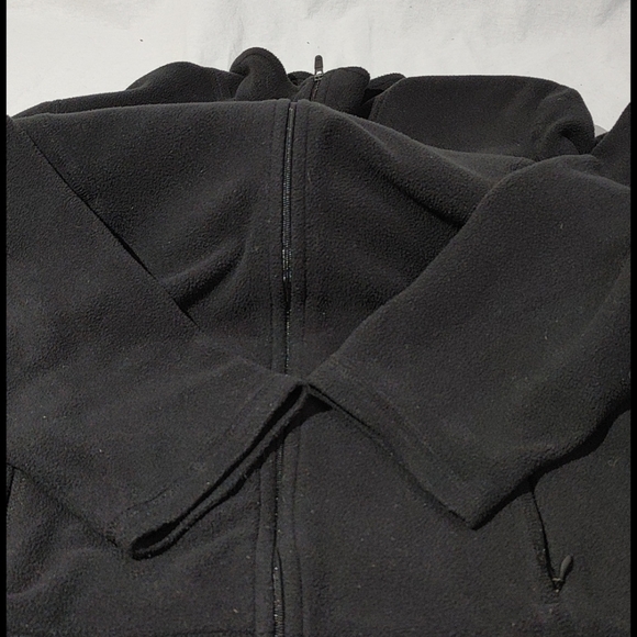 LL Bean Fleece Jacket - Picture 8 of 11